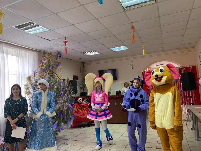 Новогоднее представление «В гостях у сказки».